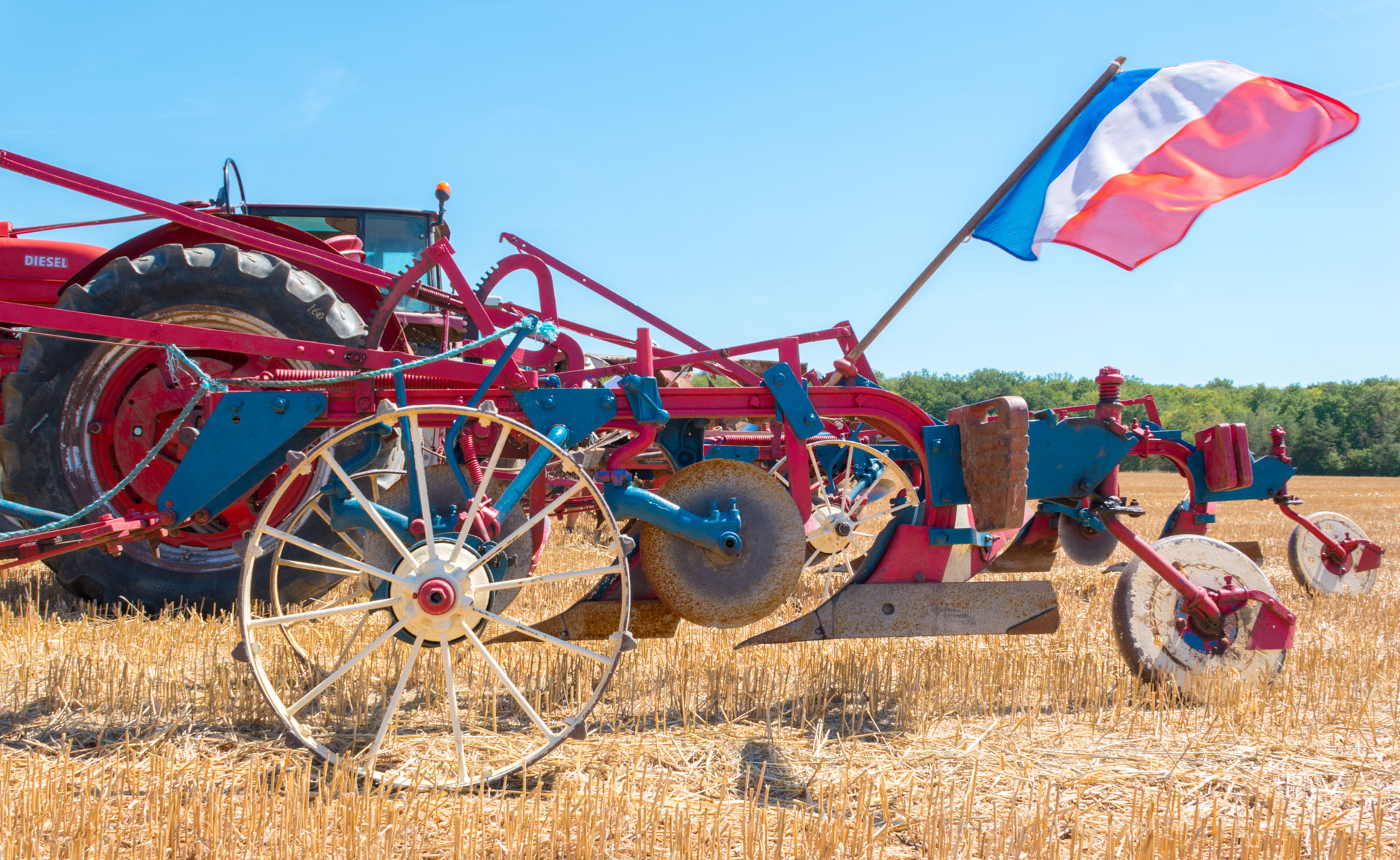 vielles charrues au Concours de labour de Allain