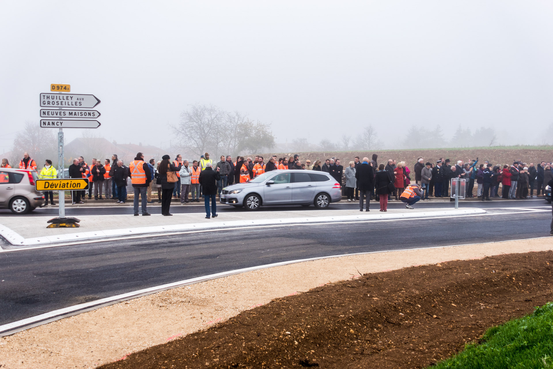 premier vehicule D974 Allain
