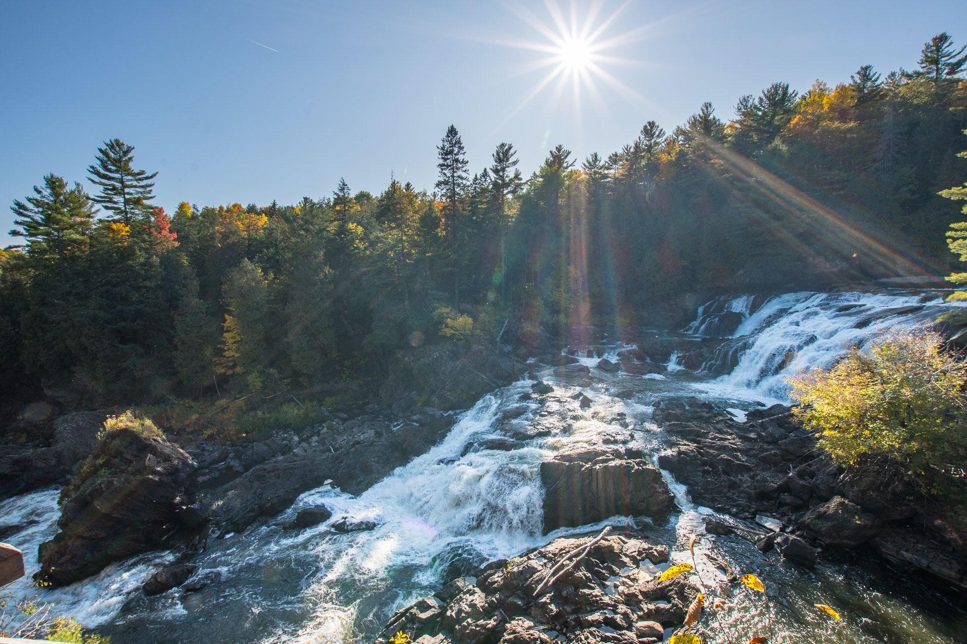 chutes de plaisance sur la rivière Petite-Nation