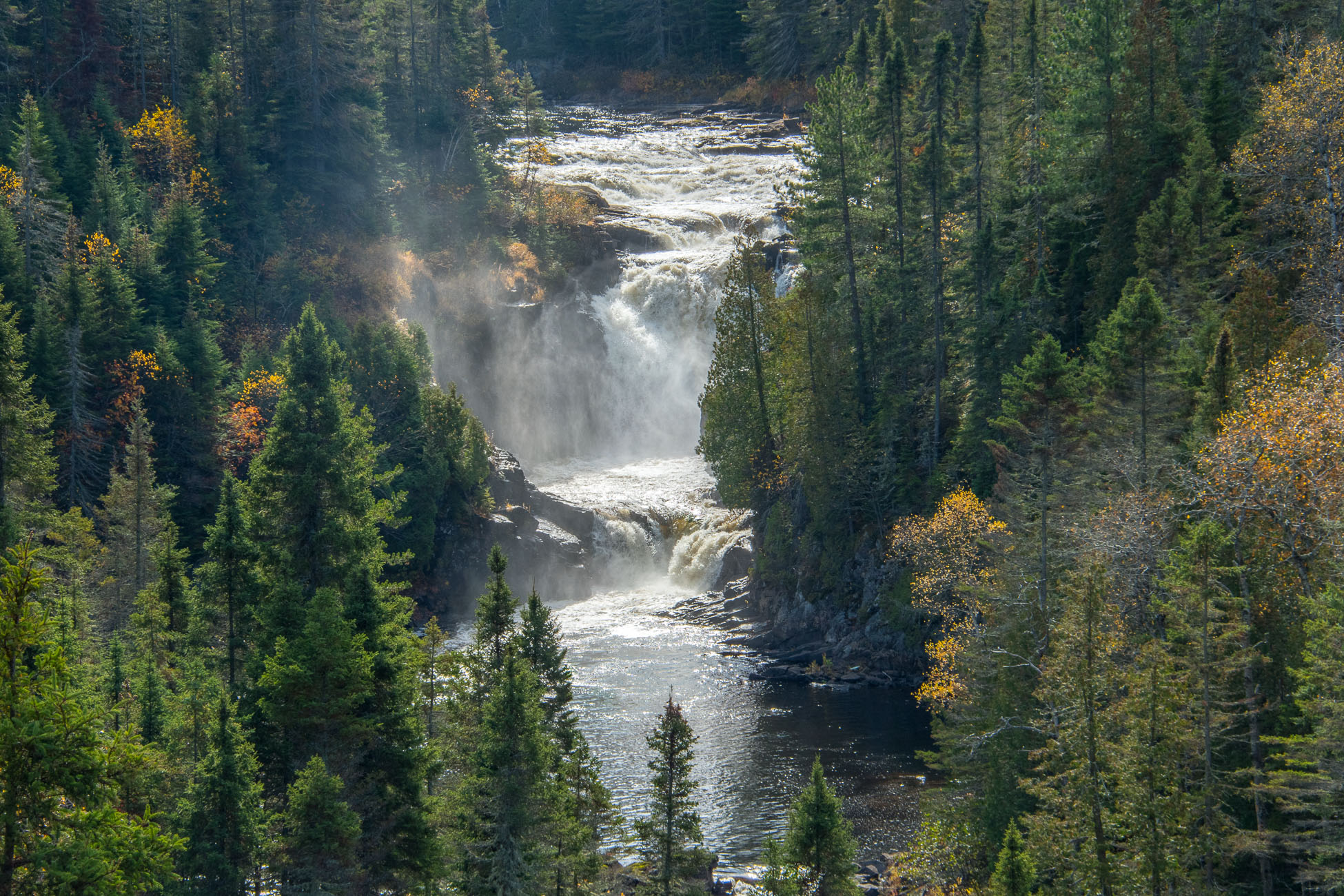 RoadTrip Canada, village historique de Val-Jalbert, chute maligne sur la rivière Ouiatchouan 